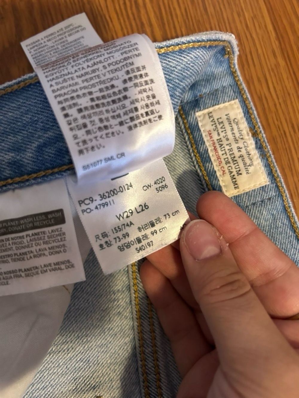 Levi's Light Wash 501’s Jeans - Picture 6 of 6